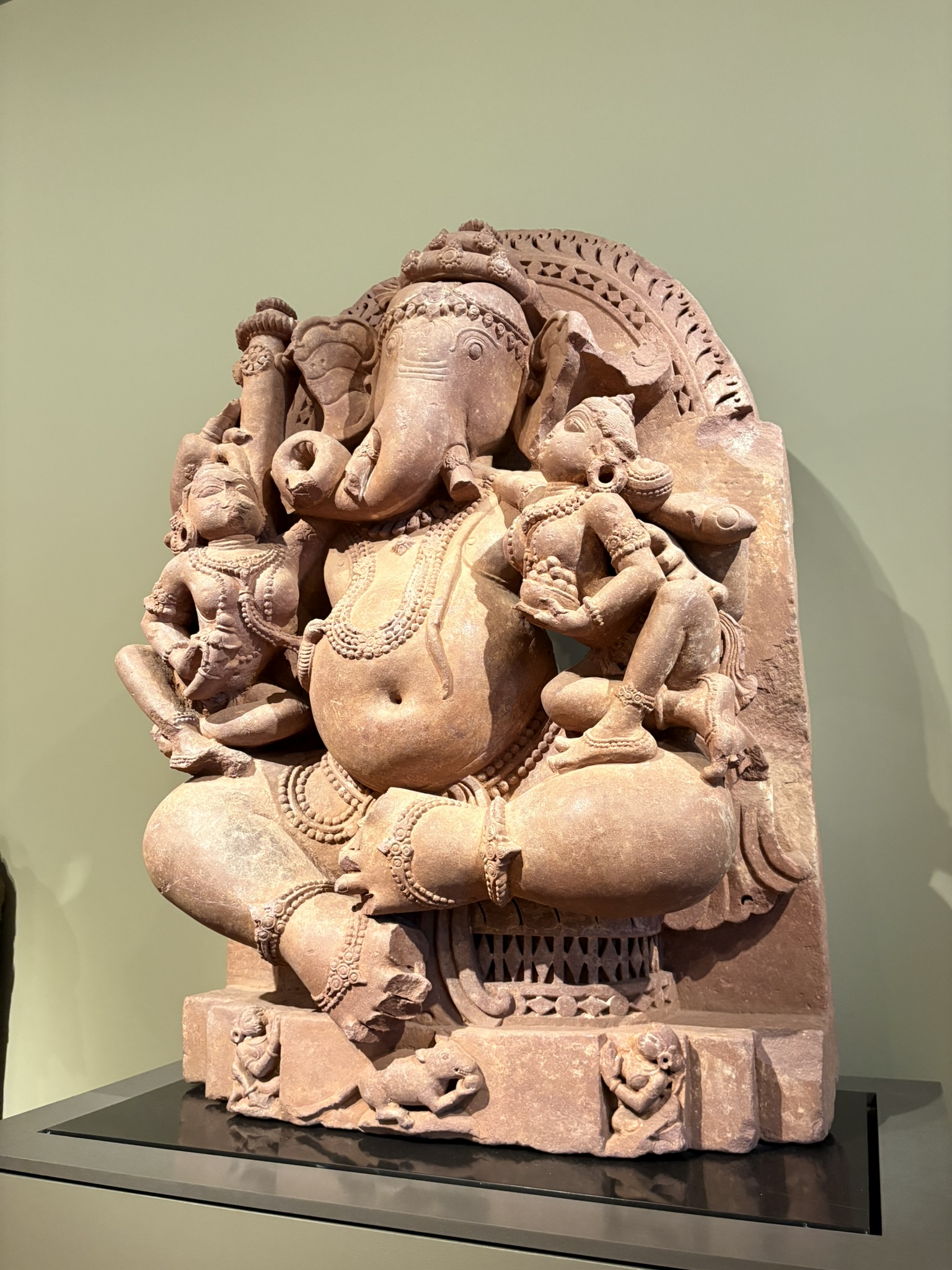 Ganesh神